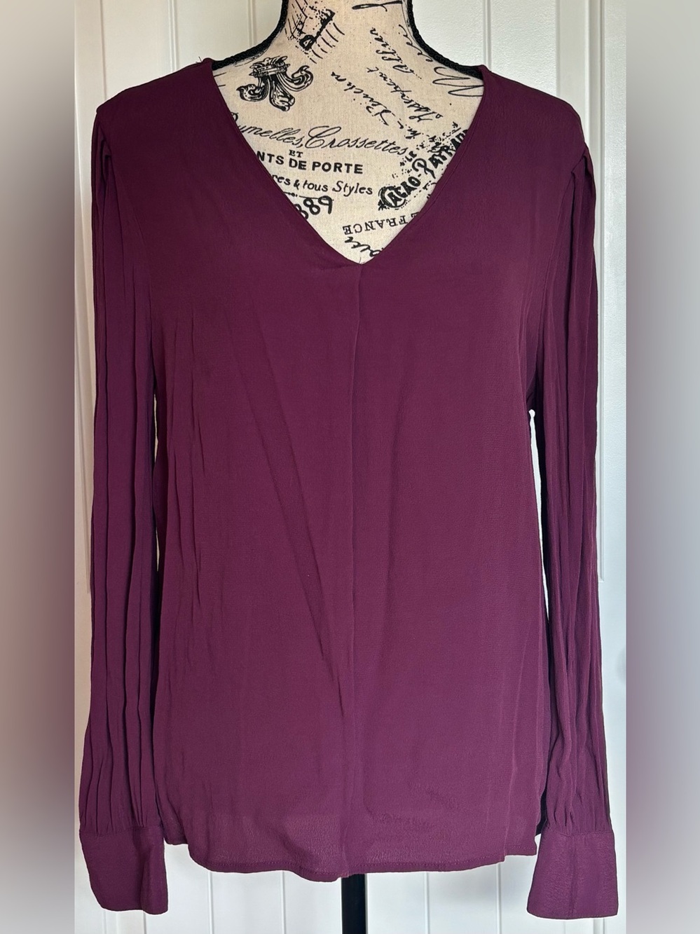Lord & Taylor Plum V-Neck Long Sleeve Top